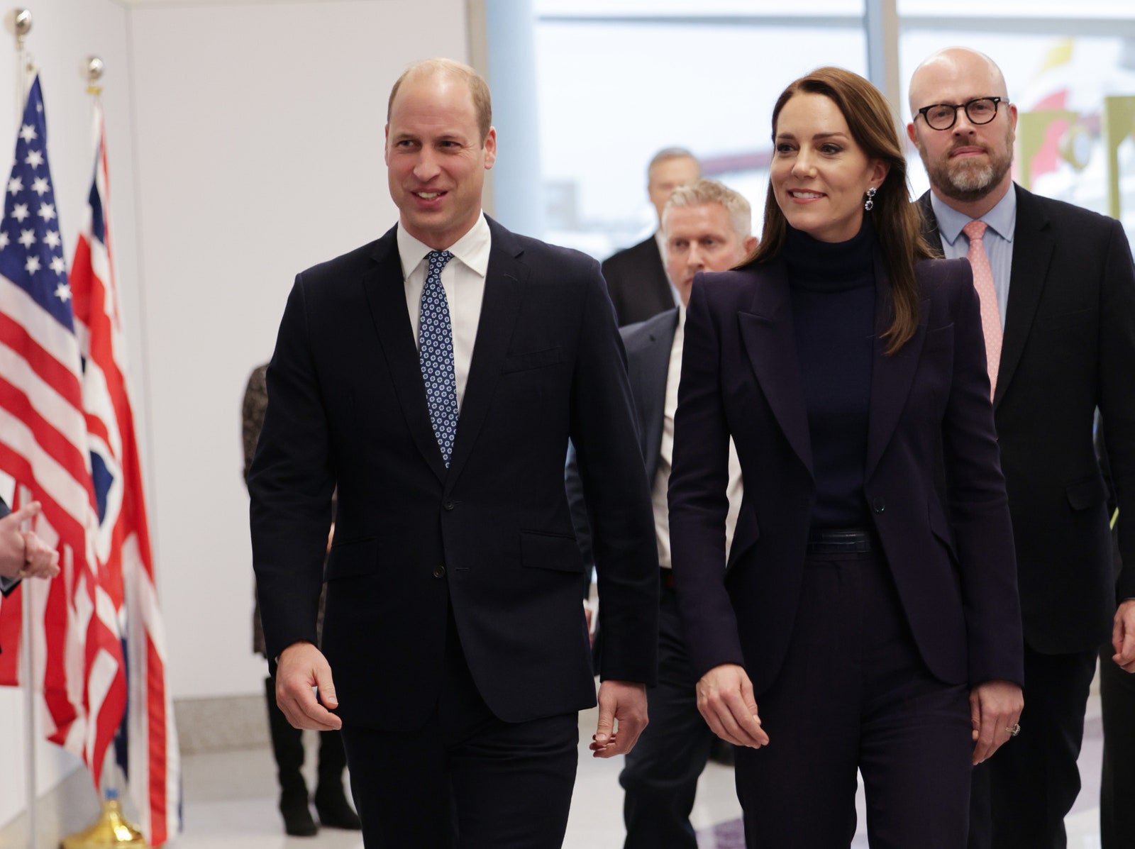 Kate Middleton, Boston'a inerken Prens William'ı geçti