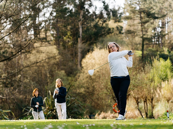 Egzersiz olarak golf: Uzmanlar, yaşlı yetişkinlerin fiziksel ve zihinsel sağlık yararları olabileceğini söylüyor