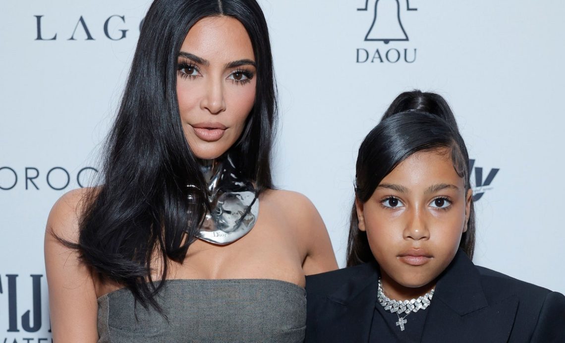 Kim Kardashian ve North West, kırmızı halıda anne-kız cazibesini sergiledi