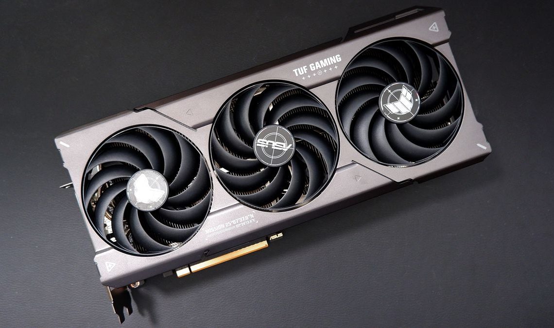 RX 7800 XT düşük gerilim şampiyonudur: normalden çok daha düşük güç talepleri açısından oyunlarda RTX 4070 ile eşleşir