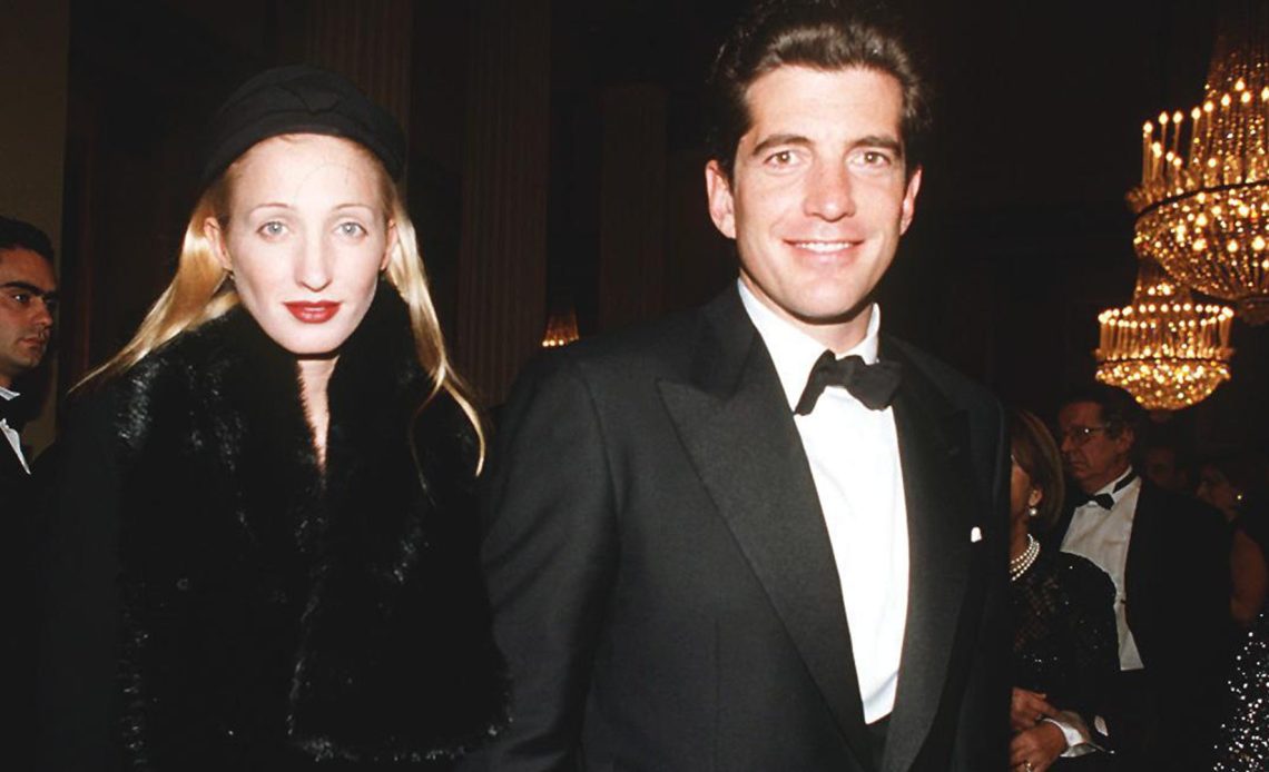 Merhum Carolyn Bessette-Kennedy'nin kusursuz stili