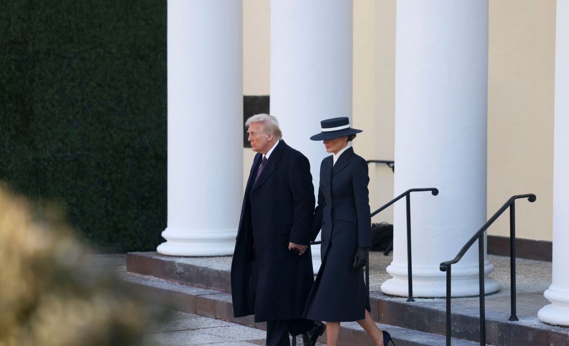 Şimdi şapka, First Lady Fabulous diyorum! Melania Trump, Başkan Donald Trump'ın Açılışında En İyi Giyinmiş Konuklar Paketini yönetiyor