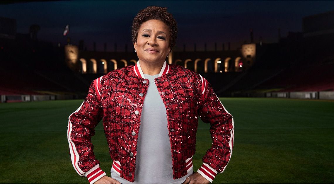 Komedyen Wanda Sykes, mizahın göğüs kanseri gezisinde ona yardımcı olduğunu söylüyor