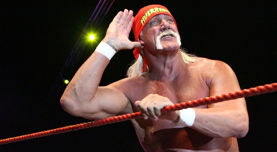 Güreş simgesi Hulk Hogan, kardiyak durmadan sonra 71 yaşında ölür